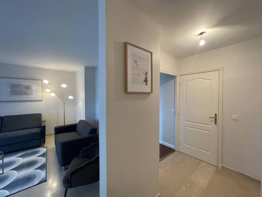 Le Mont-Veyrier, Parking Et Vue Annecy Exterior foto